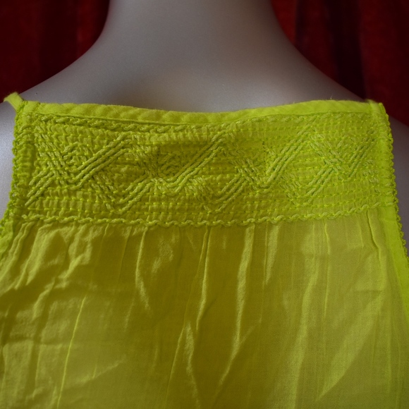 Hollister Lightweight Lime Green Macrame Tie Tank - Picture 5 of 7